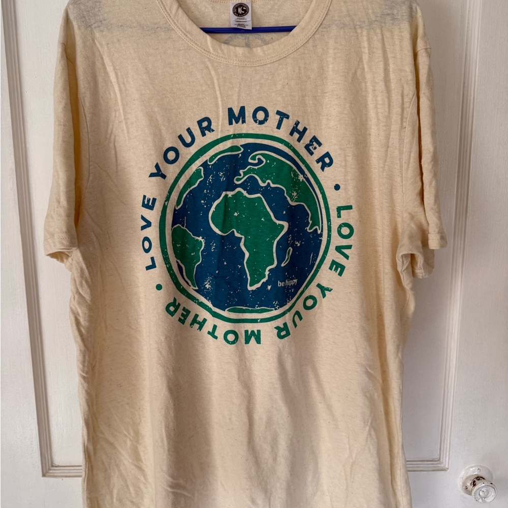 Love your mother Cream T-Shirt Be Hippy
